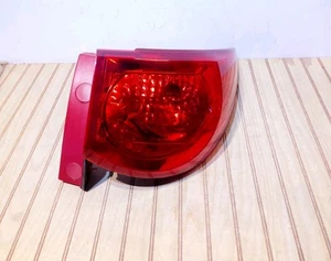 2009-2012 Chevy Traverse Passenger (RH) Tail Light Quarter Panel Mounted TESTED - Picture 1 of 12