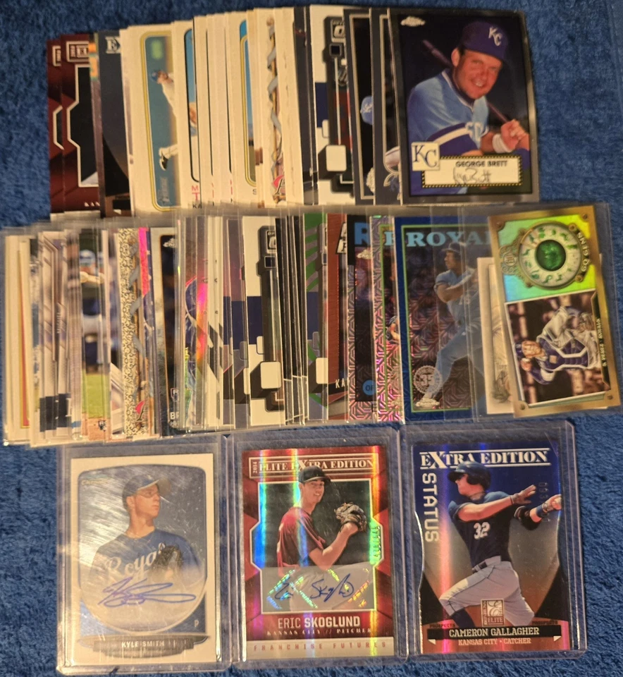 Kansas City Royals 100 ct lot of Baseball Cards, 2 Autos, Inserts, RC'S, Mini + - Image 1 of 1