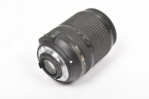 Nikon AF-S DX 18-140mm f/3.5-5.6G ED VR - Objektiv - defekt - Gewinde beschädigt - Bild 1 von 11