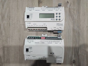 (USED) JOHNSON CONTROLS FX-PCG2621 & PCX4711 Controllers - Picture 1 of 1