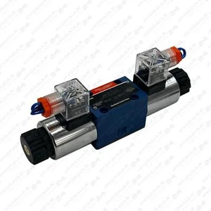 Elektromagnetventil NG6 4/3-Wege 12 Volt DC P-geschlossen A-B-T - Bild 1 von 3