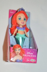 DISNEY MINI PRINZESSIN - MEERJUNGFRAU ARIELLE PUPPE NEU METALLIC LOOK FÜR 2024 BEWEGLICH - Bild 1 von 5