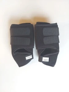 Paar schwarze orthopädische Hand-Daumenschienen - Bild 1 von 3