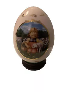 Hummel Porcelain Egg Collection Favorite Pet Danbury Mint Vintage Collectible - Picture 1 of 5