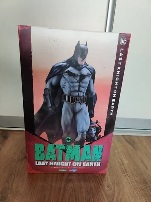 Batman Last Knight on Earth Kotobukiya - Image 1 of 4