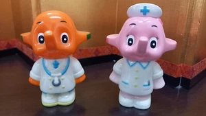Sato Pharma Sparschweine Sato Chan & Krankenschwester 10 cm japanisches Spielzeug Vintage - Bild 1 von 8