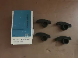 GM 587007 Rocker Arm, Left Hand -- NOS, GENUINE OEM -- Box of 4 -- Stamped 007 - Picture 1 of 5
