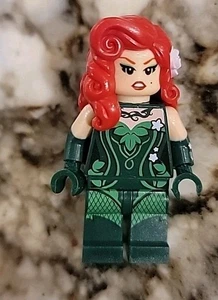 Poison Ivy Minifigure | Lego Super Heroes (LEGO Batman Movie) 70908 - Picture 1 of 4