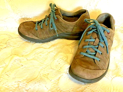 Zapato para Caminar ARAVON Stridarc Cuero Impermeable Marrón Nubuck Para Mujer Talla 6.5 Foto 1 de 4