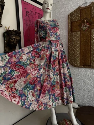 Laura Ashley 1980s Cotton Floral Maxi dress-Cottage-Coquette-Size 12-Vintage - Image 1 of 4