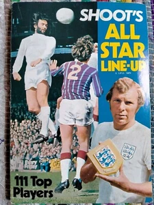 Shoot's All Star Line Up 111 Top Players 1971 Complete Inc. Printed Autographs - Picture 1 of 6