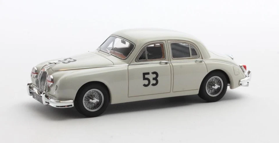 MATRIX SCALE MODELS - JAGUAR 3.4L #53 2° posto Silverstone 1959 R.SALVADORI -... - Immagine 1 di 1