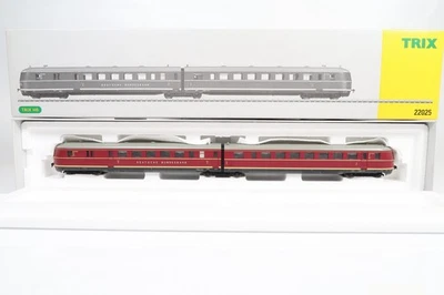 Trix 22025 H0 Dieseltriebzug SVT 04 der DB Digital, Sound, Softdrive in OVP  - Bild 1 von 4
