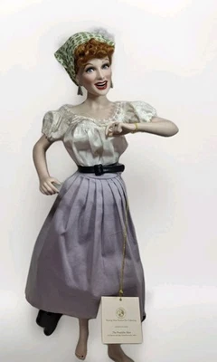 Franklin Mint Lucile Ball 18” I Love Lucy’s Italian Movie #150 Grape Stomping Foto 1 de 4