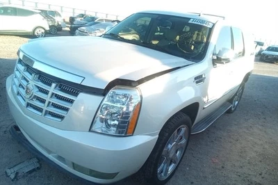 2008 凯迪拉克凯雷德 6.2 升发动机电机原始设备制造商 137K 英里 (LKQ ~ 437757889) — 第 1/4 张图片