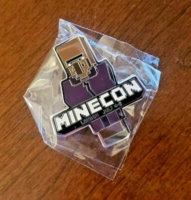 NEW 2015 Minecon Exclusive London Mojang Minecraft Pin ThinkGeek Exclusive RARE - Image 1 of 2