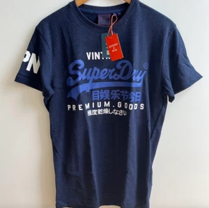 SUPERDRY Mens Midnight Blue Logo Graphic T-shirt - Size M - BNWT - Picture 1 of 2