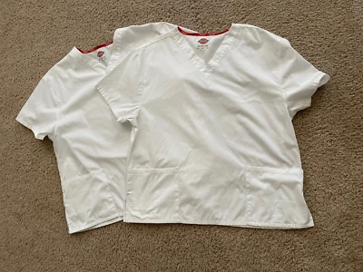 2 белых медицинских скраба Dickies XL унисекс с v-образным вырезом топы карманы хлопковая смесь - Изображение 1 из 4