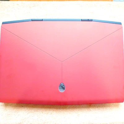 Alienware M17 SLIM HIGH END l 17 Zoll 4K UHD Gaming RTX 2070 HEXA CORE 32GB RAM - Bild 1 von 4