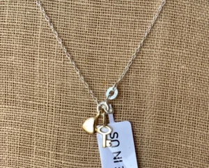 Neu Alex Woo NY Mini 14K Gold Herz 14K Gold Schlüssel an Sterlingsilber Halskette - Bild 1 von 4