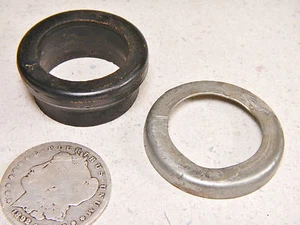 71 MOTO GUZZI AMBASSADOR 750 FRONT FORK HEADLIGHT MOUNTING EAR BUSHING & WASHER - Bild 1 von 7