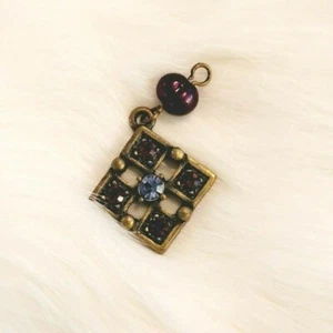 Dije colgante renacentista de diamantes de imitación tono latón caprichoso geométrico grunge 7727 - Imagen 1 de 7