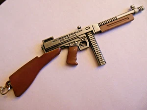 MITRAGLIATRICE THOMPSON** (Tommy Gun 9-MM)**Portachiavi***Spedizione gratuita - Foto 1 di 5