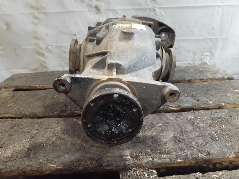 Carrier 4.4L trasero a través 1/01 para BMW X5 586606 00-01 Foto 1 de 4