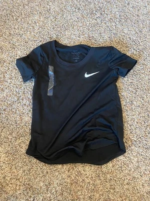 Nike Jóvenes Niñas Camiseta Negra Dri Fit Manga Corta Cuello Redondo Talla S Nueva Sin Etiquetas Foto 1 de 4