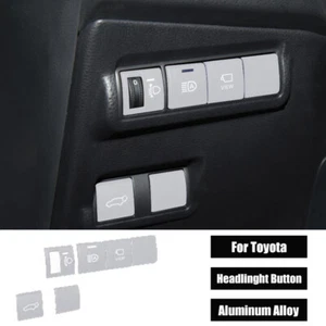Cubierta de moldura de botón de faros de coche de aluminio plateado para Toyota Corolla Cross 2022-24 - Imagen 1 de 3