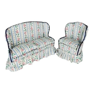 Sedia in tessuto 4,5x6,5"" e Loveseat 4,5x3,5"" con cuscini casa delle bambole miniatura - Foto 1 di 8