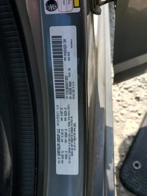 2013 Chrysler 200 Front Windshield Wiper Motor OEM 137K Miles Used 68044087AA - Image 1 of 4