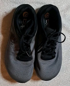 Zapato para correr en carretera Topo Athletic para mujer 9 Magnifly 5 negro carbón Ortholite - Imagen 1 de 8