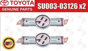 Juego de 2 emblemas laterales rojos originales Toyota Scion FRS 86 ZN6 13-16 SU003-03126 OEM - Imagen 1 de 8