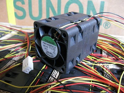 Sunon PMD1204PPB1-A.(2).F.GN 40x56mm 3pin Hi-speed  DC 12V Server/Case Fan - Image 1 of 4