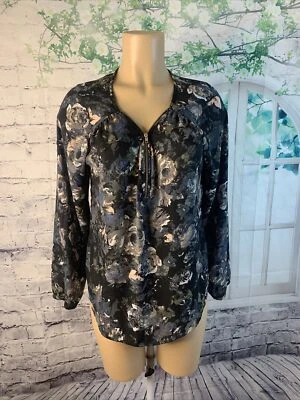 Blusa Top Xhilaration Para Mujer Talla Mediana Negra Floral Gasa Mangas Largas  Foto 1 de 4