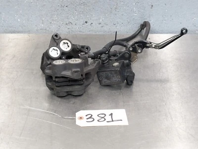 YAMAHA FZ6R 2004-2009 OEM SISTEMA DE FRENOS DELANTEROS CILINDRO MAESTRO JUEGO PAR PINZAS Foto 1 de 4