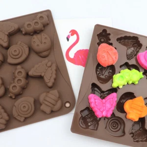 16 Butterfly Bee Snail Caterpillar Silicone Mould Chocolate Jelly Ice Cube Mold - Picture 1 of 6