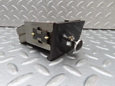 ⚙18940⚙ Mercedes-Benz W121 190b Ponton Dashboard Ashtray - Image 1 of 4