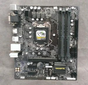 Placa madre GIGABYTE GA-B250M-DS3H LGA1151 Intel Micro ATX DDR4 - Imagen 1 de 6