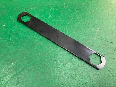 Porter Cable PCB270TS Table Saw Arbor Wrench for Changing Blade - Image 1 of 4