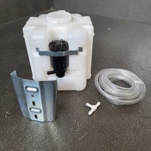Scheibenwaschanlage Trabant Waschanlage Behälter Pumpe Schlauch Waschanlage 12V - Bild 1 von 2