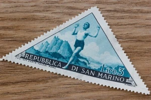 1953 San Marino Stamp Runner 3 Lire Scott 329 - Picture 1 of 1
