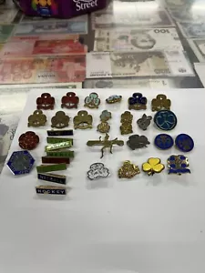 35 VINTAGE GIRLS GUIDES AND ASSORTMENT OF GUIDE PINS JOB LOT!! See Description - Picture 1 of 6