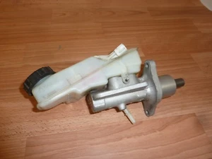 Cilindro freno principale Volvo V50 2.0 Diesel 2008 36001340 8683693 - Foto 1 di 3