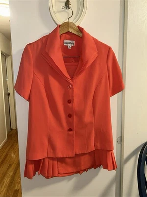 Terno saia vermelha Danny & Nicole tamanho 14 2 peças feminino coral - Imagem 1 de 4