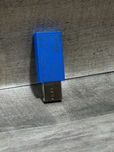 Logitech G435 Lightspeed Kabelloser USB Dongle Empfänger für PS5 PC - Blau - Bild 1 von 2
