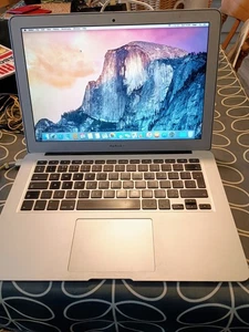 MacBookAir A1466 2014 13.3" laptop, Core i5-4260U, 4GB RAM, 128GB SSD, space gry - Picture 1 of 7