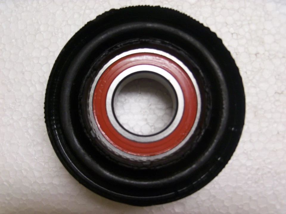 Original VW T5 Multivan caja autobús eje cardán cojinete central delantero/trasero NUEVO Foto 1 de 1