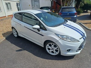 Ford Fiesta Zetec S 1600 - Special Edition - Full Leather Interior - 2010 - Picture 1 of 12